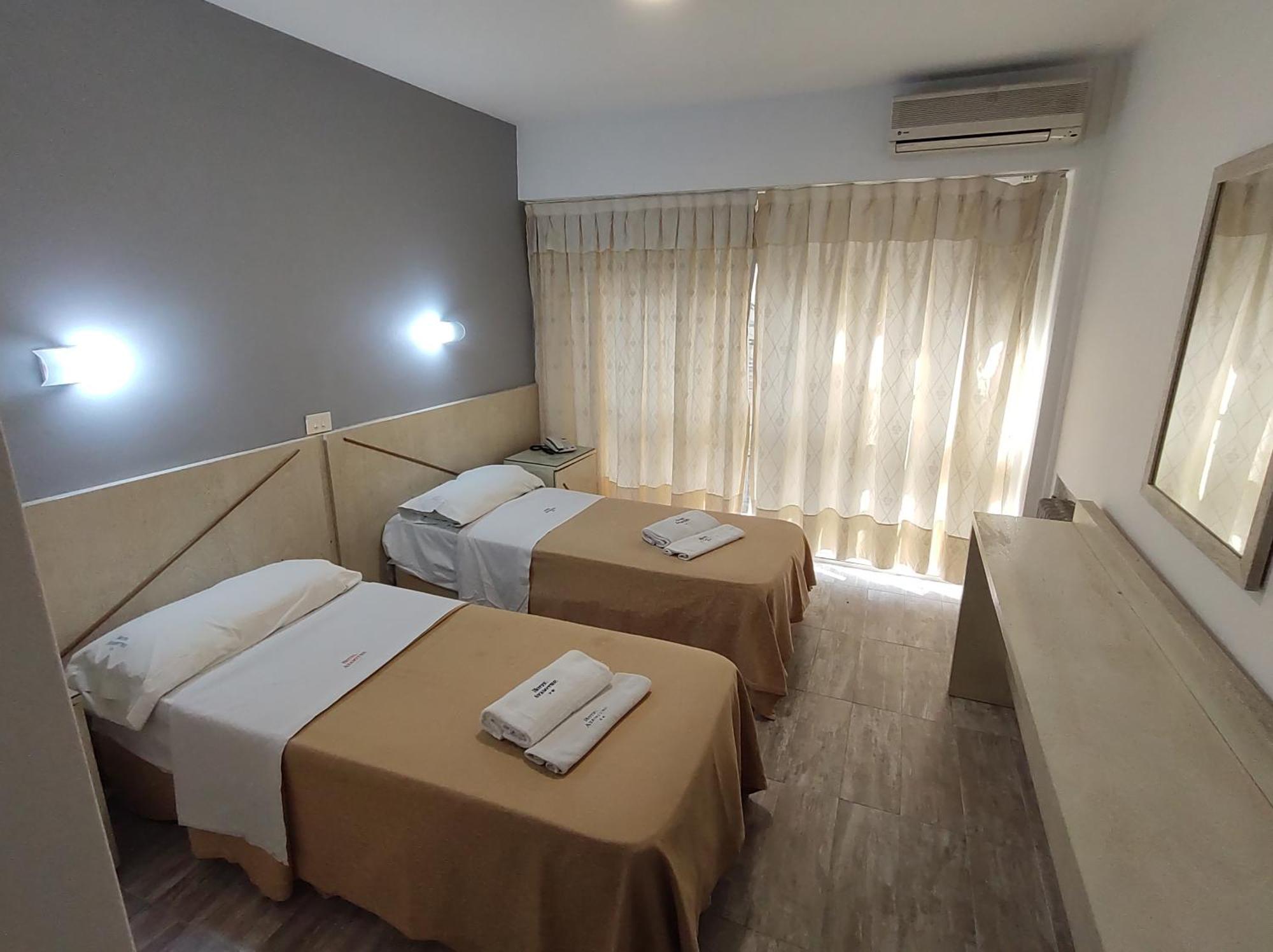 Adm Ayamitre Hotel Buenos Aires Zewnętrze zdjęcie